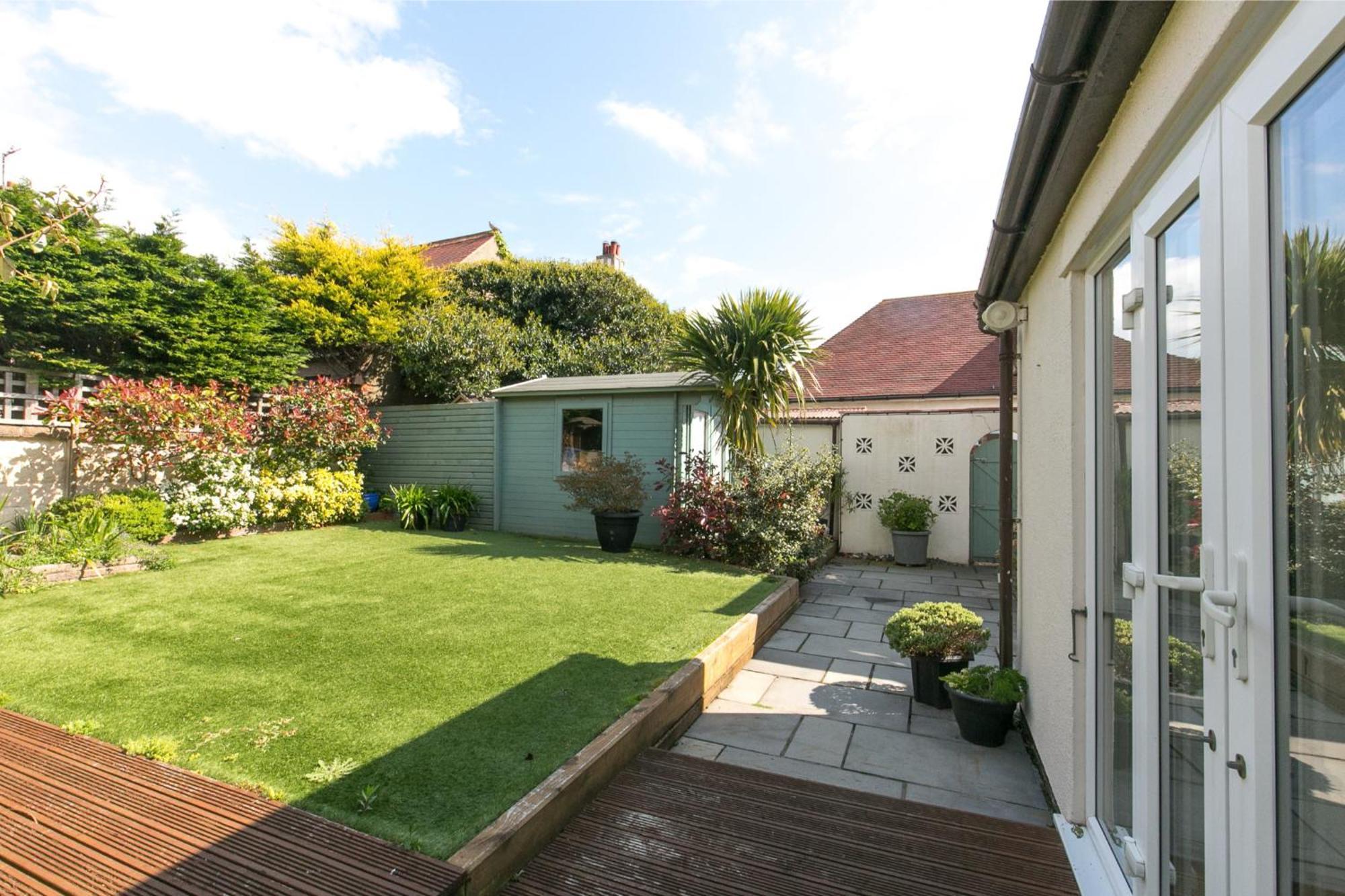 The On The - Sleeps 7 - Large Garden * Penrhyn Bay